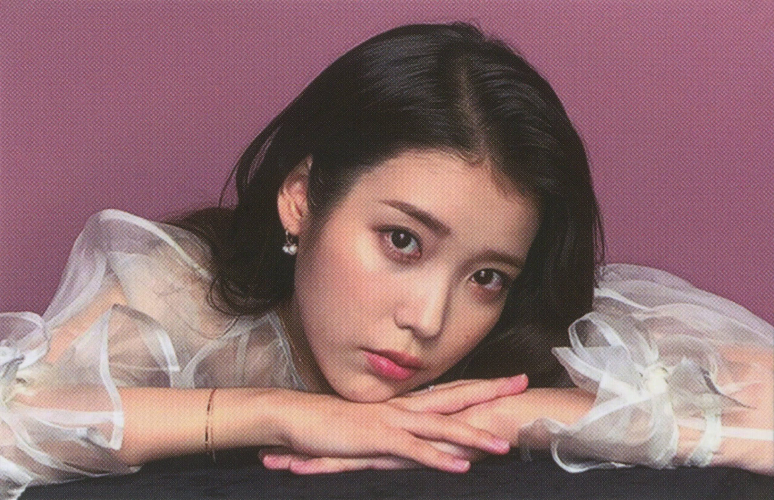 Iu Photos Iu Lilac Photocard Set Scans